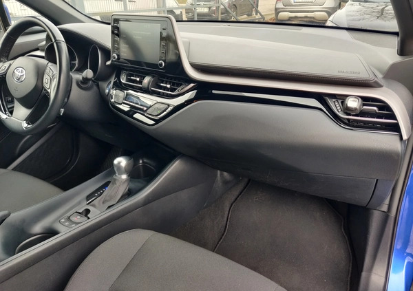 Toyota C-HR cena 77500 przebieg: 53000, rok produkcji 2022 z Ostrołęka małe 529